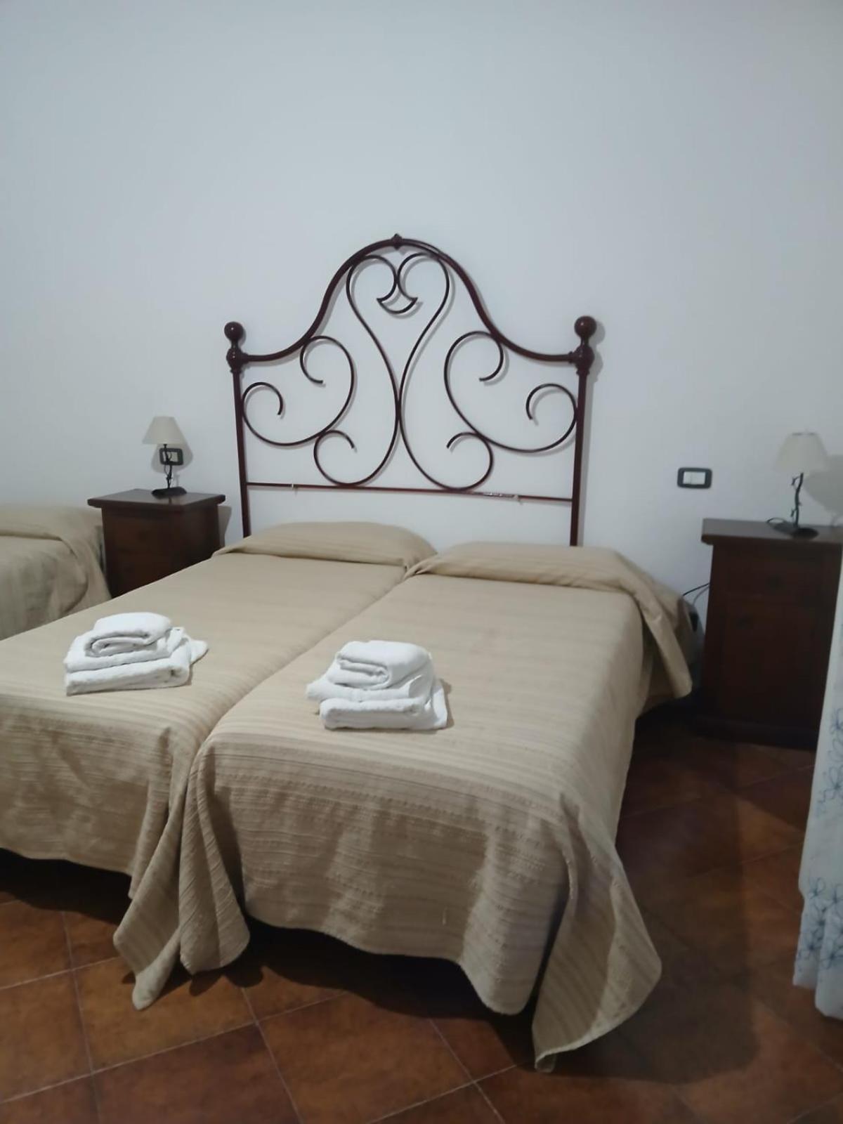 אלביניה Hotel Dory מראה חיצוני תמונה